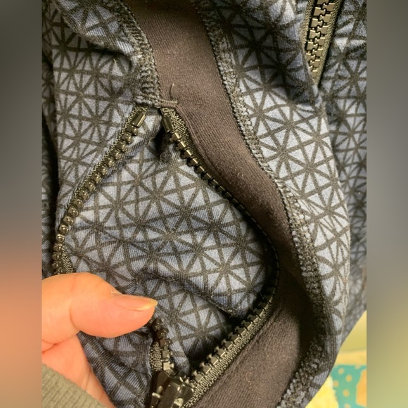 Lululemon define jacket - Picture 9 of 9